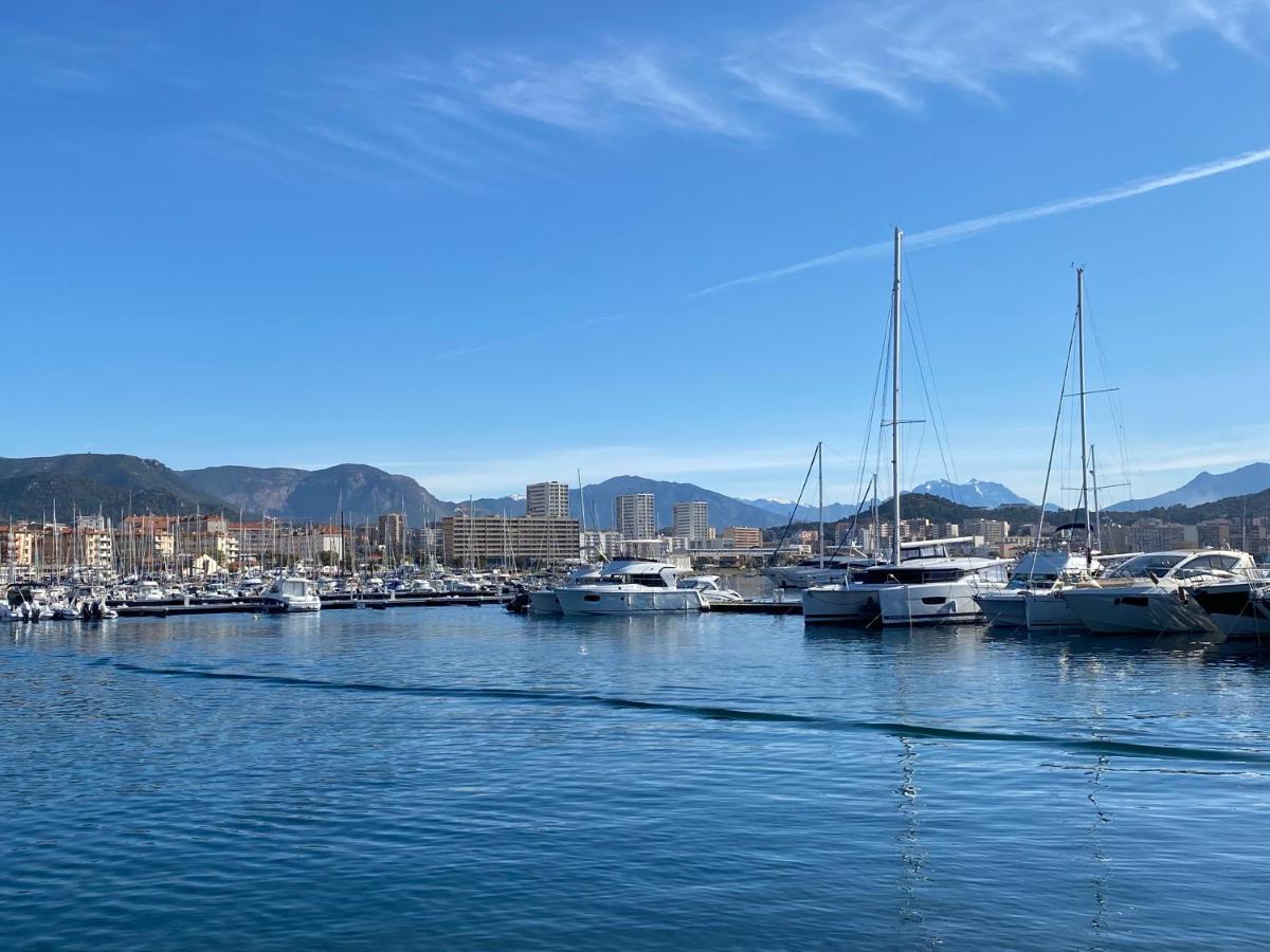 Holiday Inn Express Ajaccio By Ihg Exteriör bild