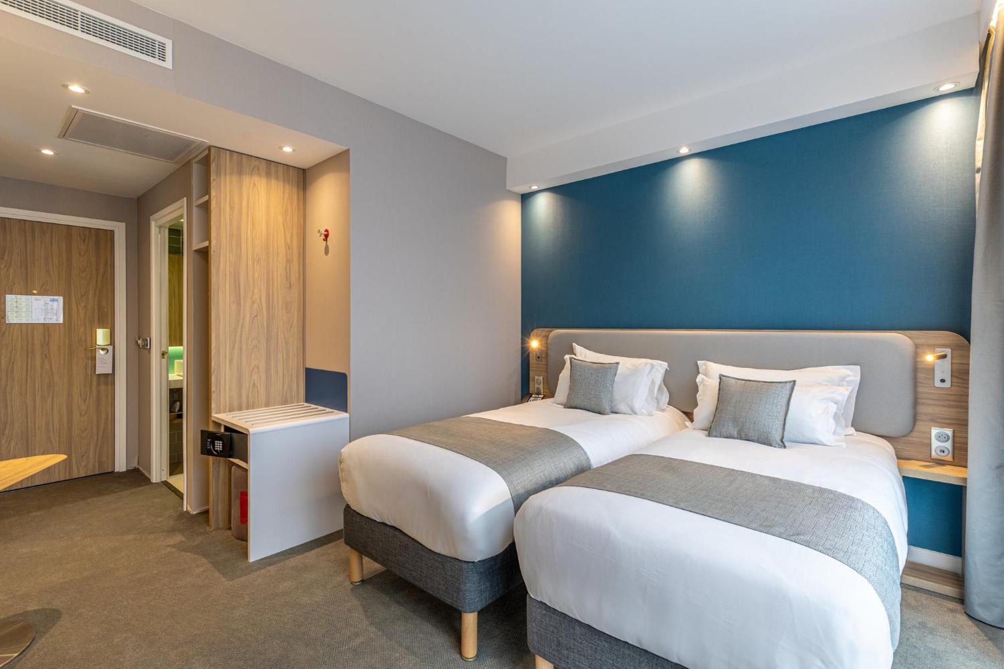 Holiday Inn Express Ajaccio By Ihg Exteriör bild