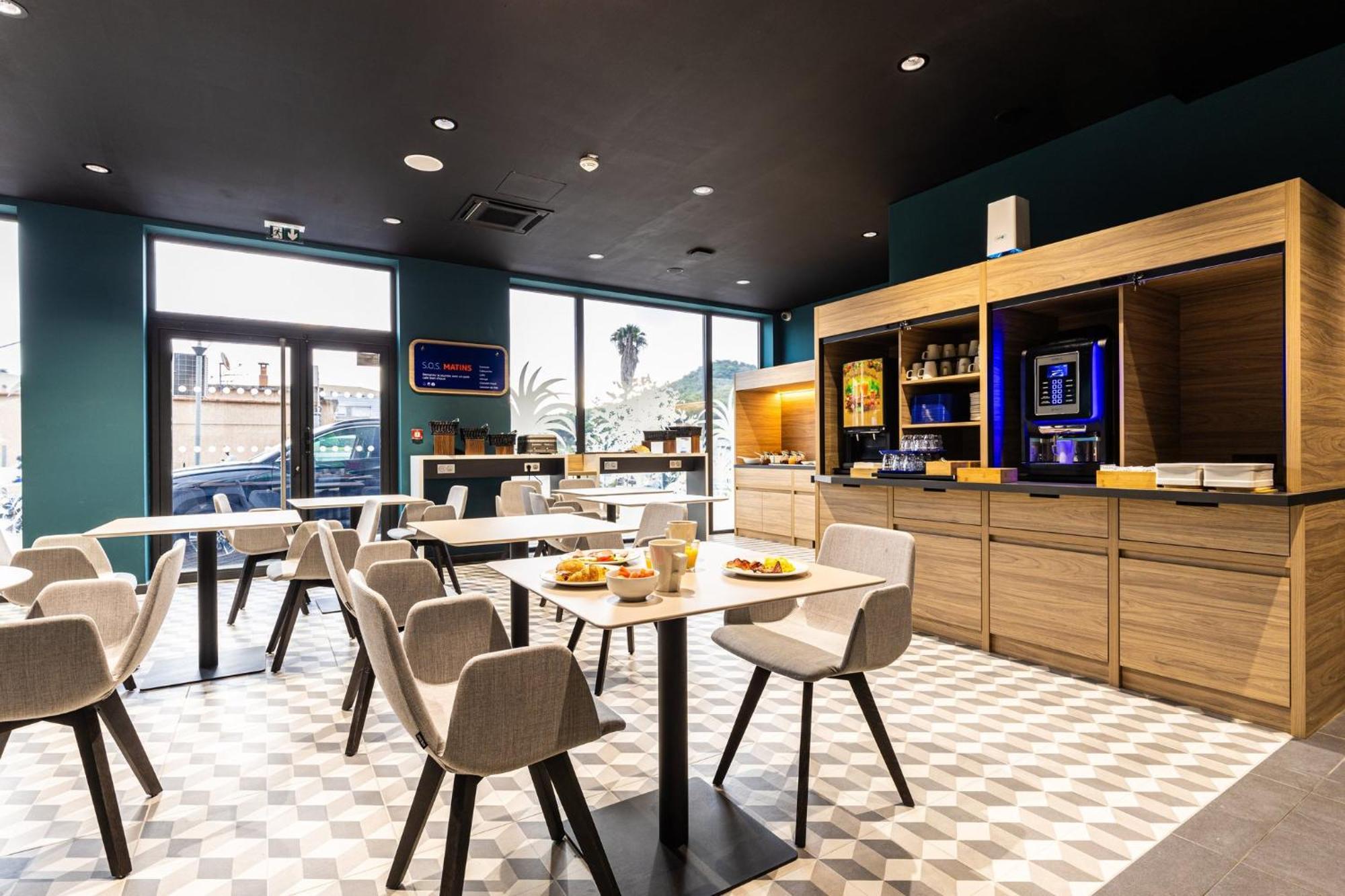 Holiday Inn Express Ajaccio By Ihg Exteriör bild