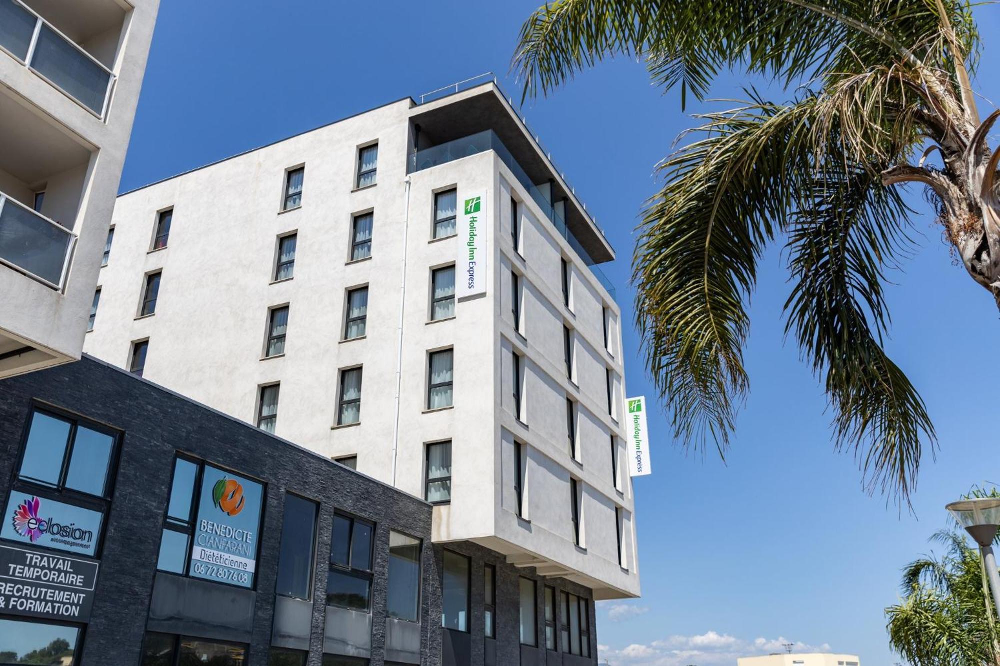 Holiday Inn Express Ajaccio By Ihg Exteriör bild